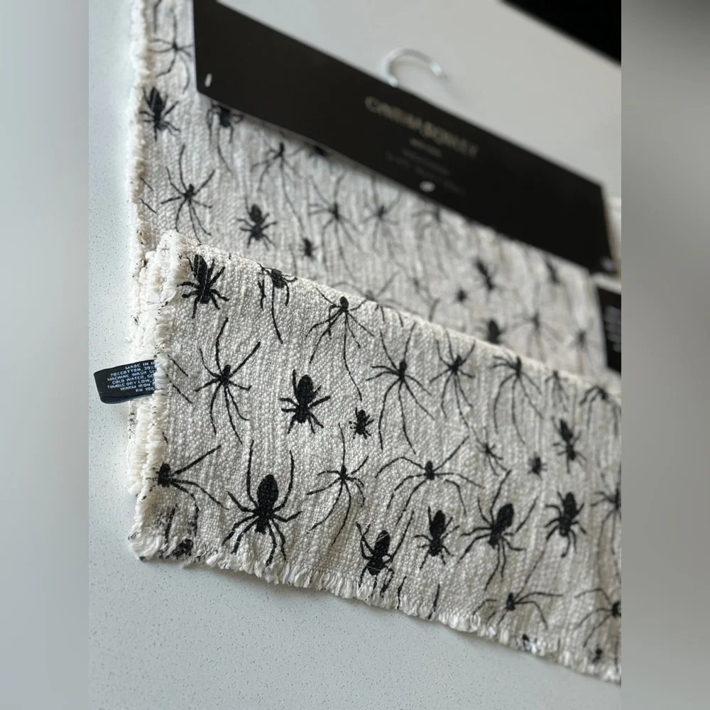 Spiders 🕷️ Table Runner - Picture 8 of 13